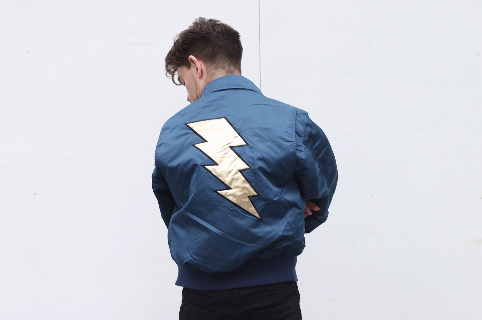 Lightning-Bomber-Jacket-Menswear-Robin-James-Man-For-Himself-7