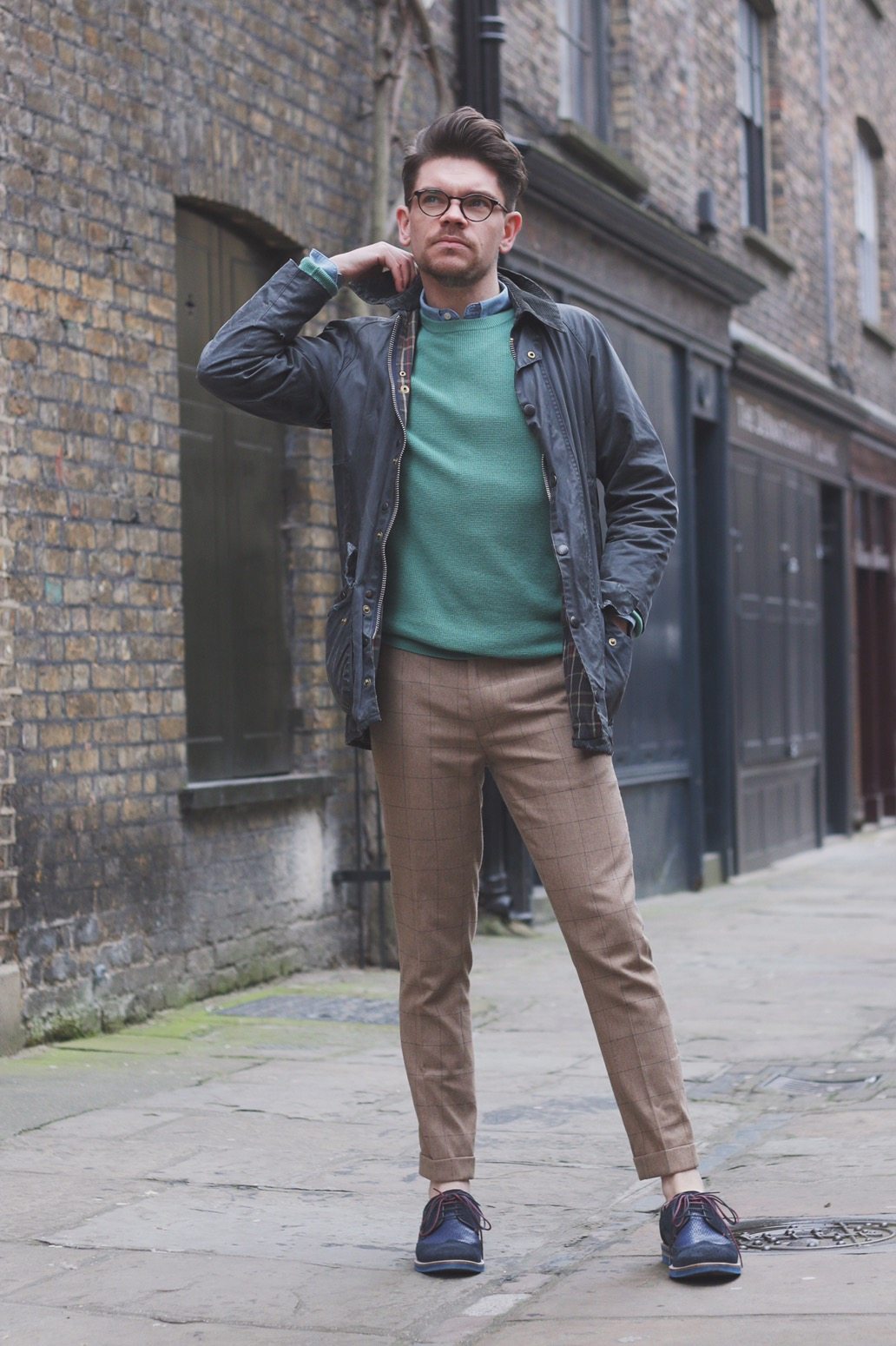 Cropped Trousers Are A Dashing Fashion Trend For Men