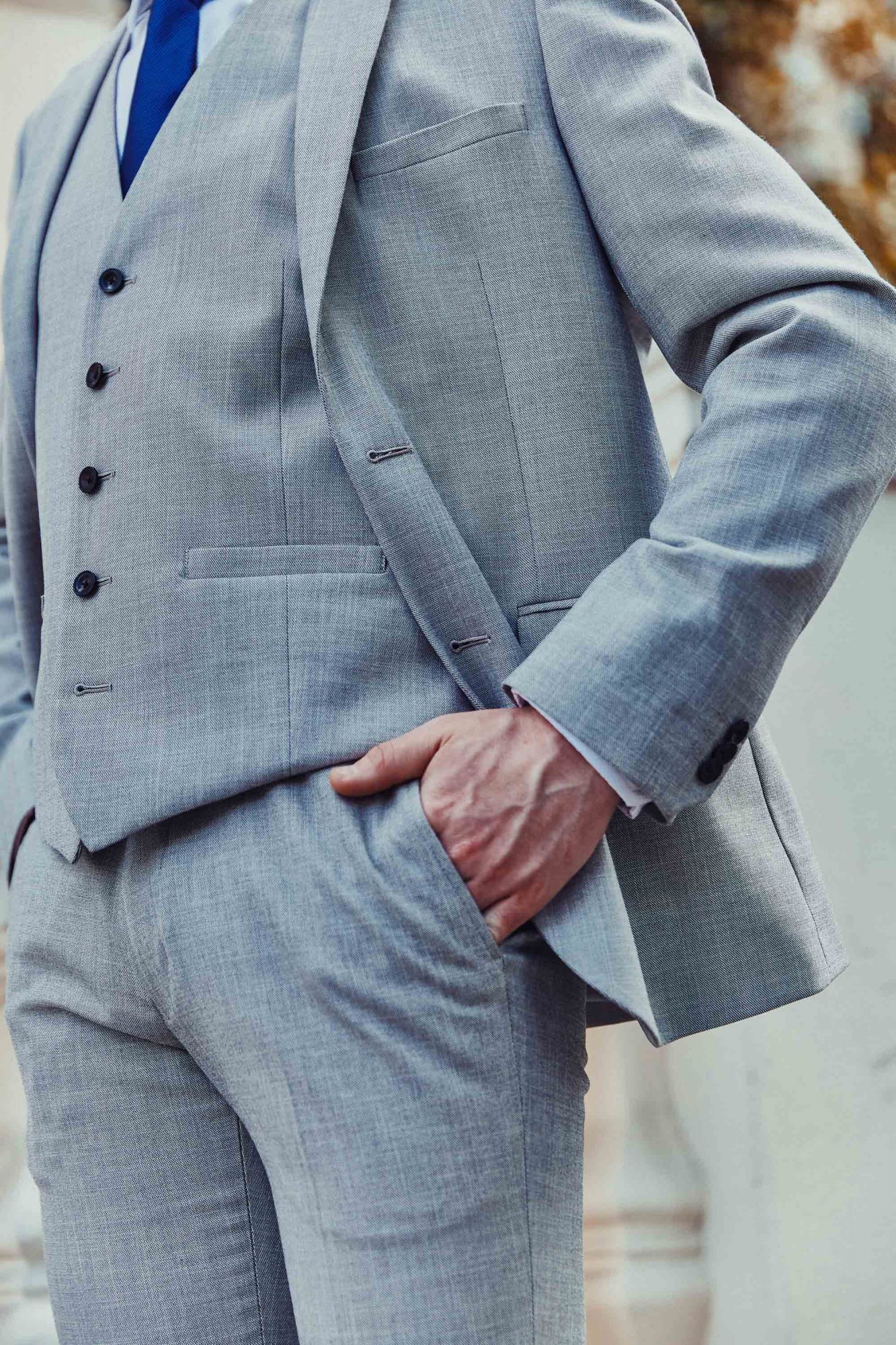 Mens-Wedding-Suit-Top-Tips--6
