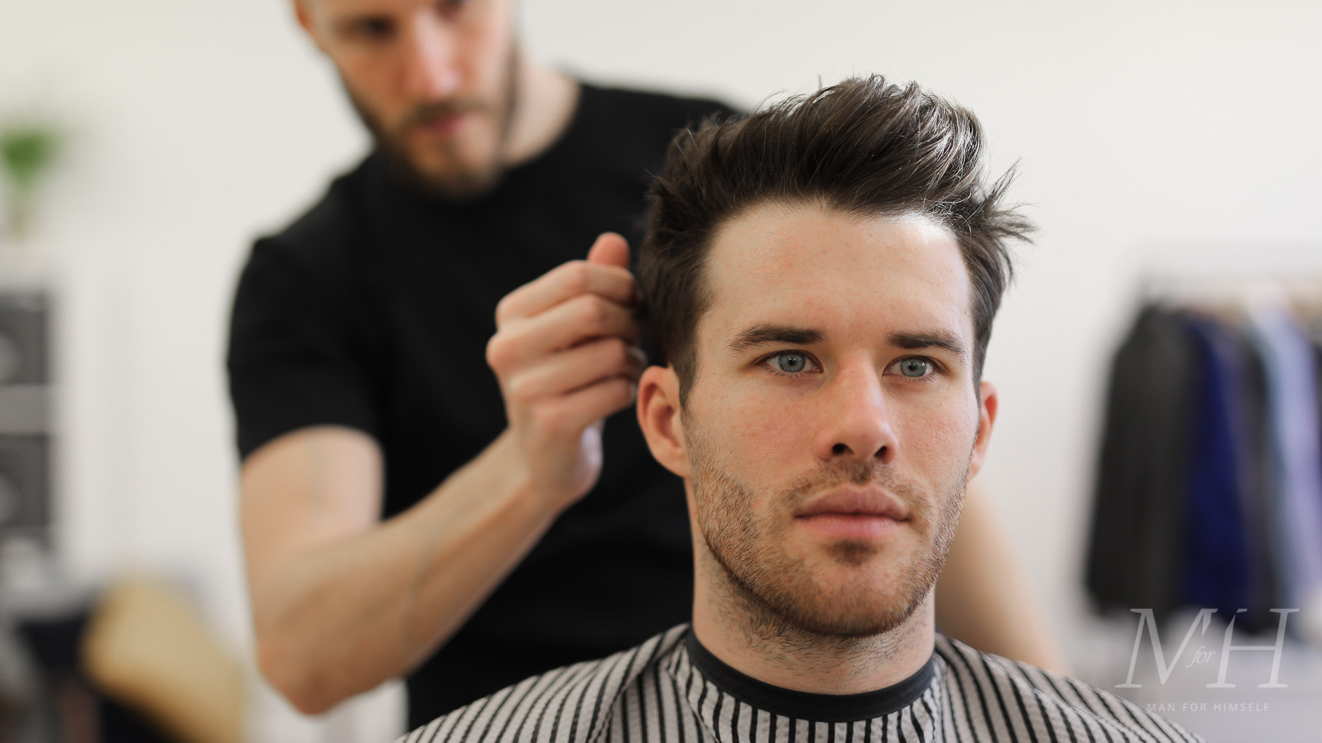 39 Men's Medium Haircuts: New + Trendy For 2023
