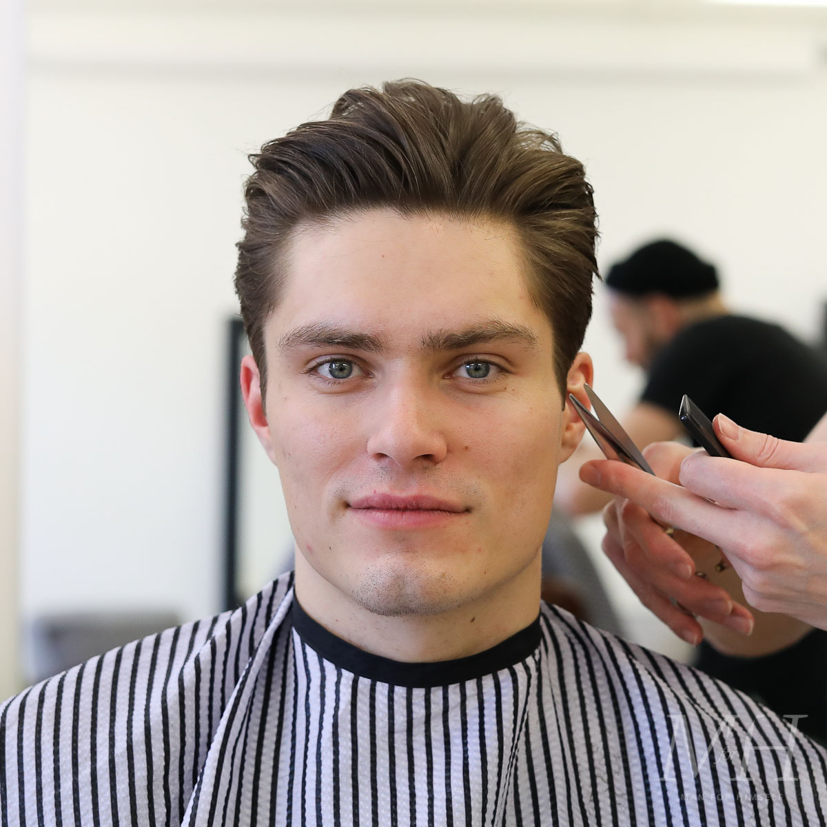 Medium Length Haircut For Fine Hair | Man For Himself