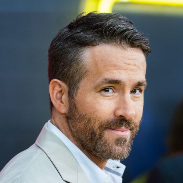Ryan Reynolds: Formal Medium Length Hairstyle
