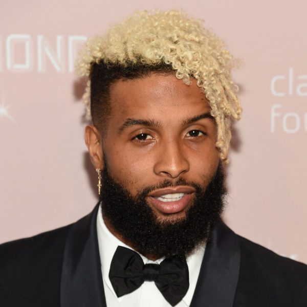 odell-beckham-jr-dyed-platinum-blonde-afro-hairstle-shaved-sides-hairstyle-haircut-man-for-himself-ft.jpg