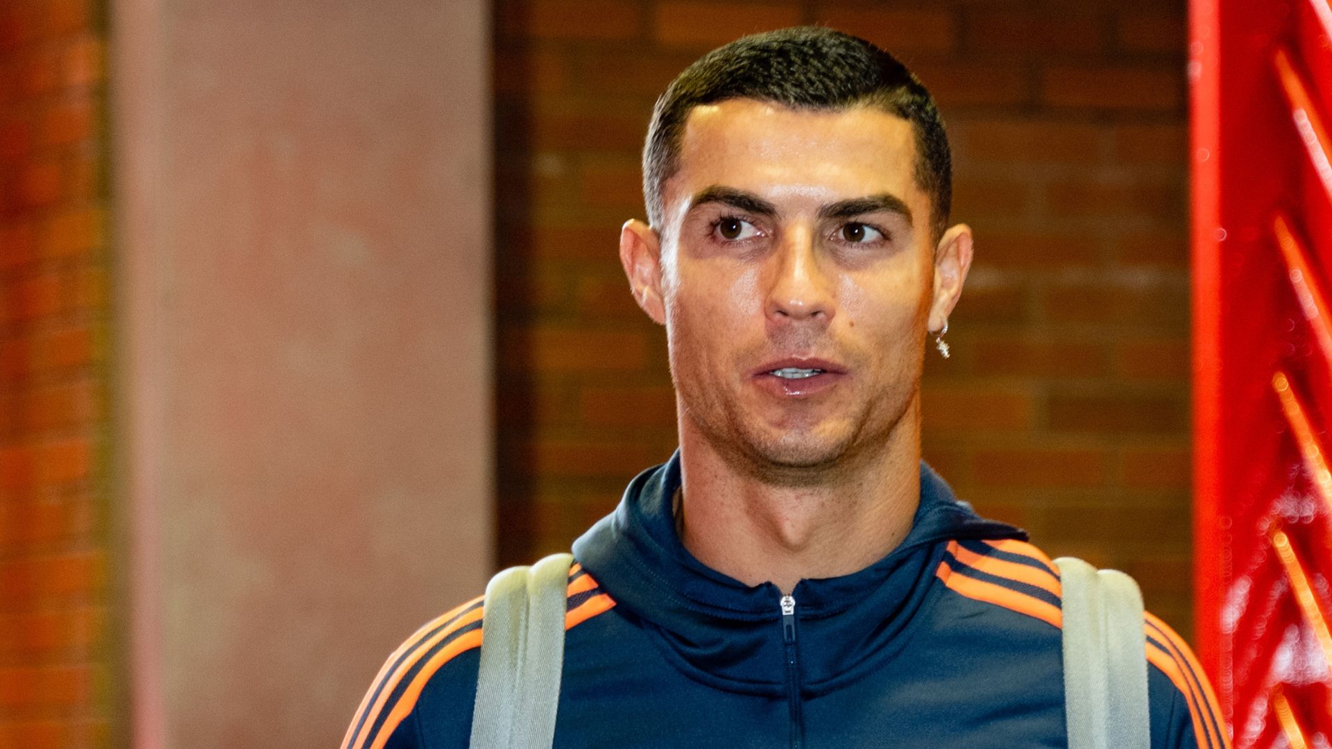 Cristiano Ronaldo reveals if he'd have a hair transplant ahead of opening  centre - Mirror Online