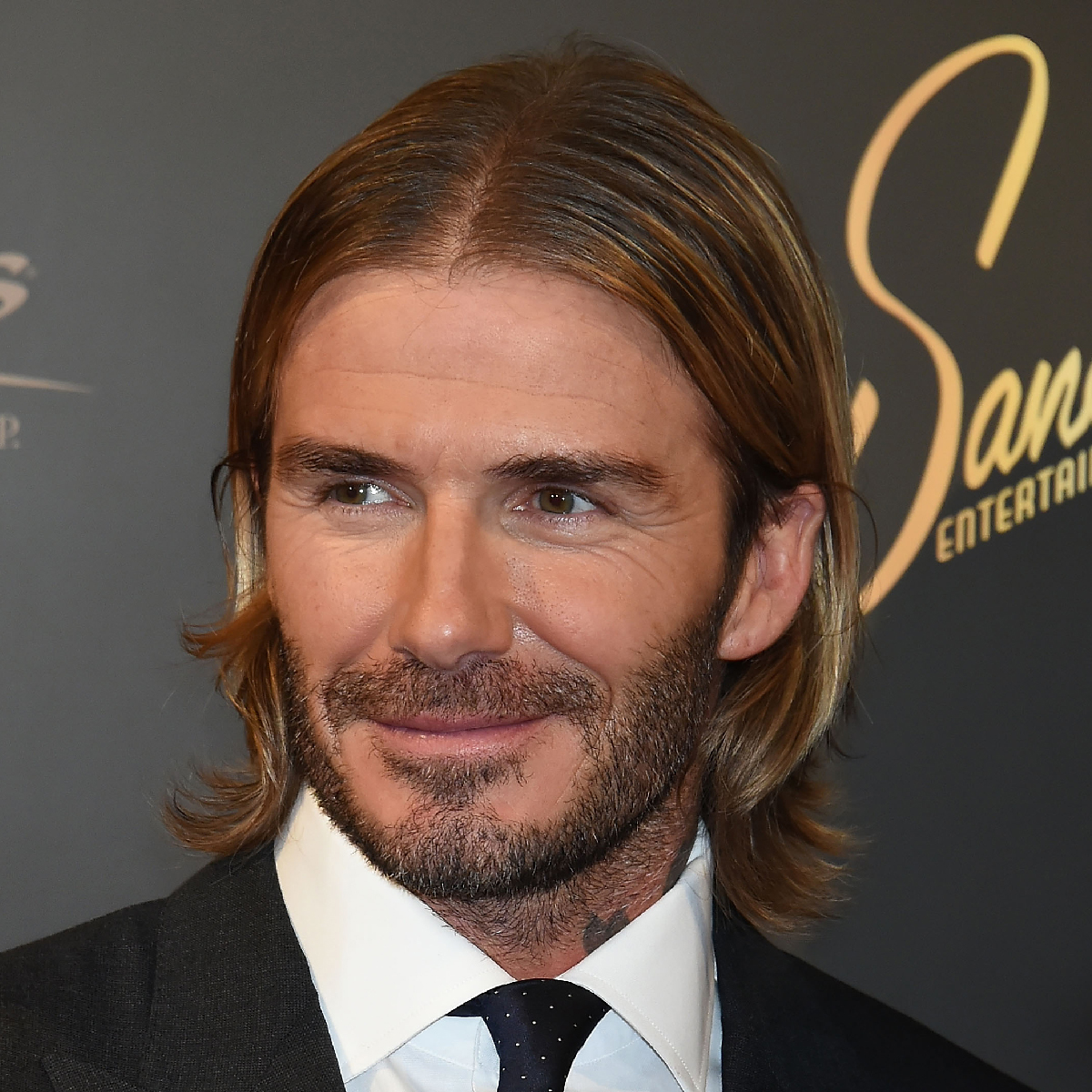 19 Times David Beckham Proved Hes The God Of Experimenting With Hairstyles