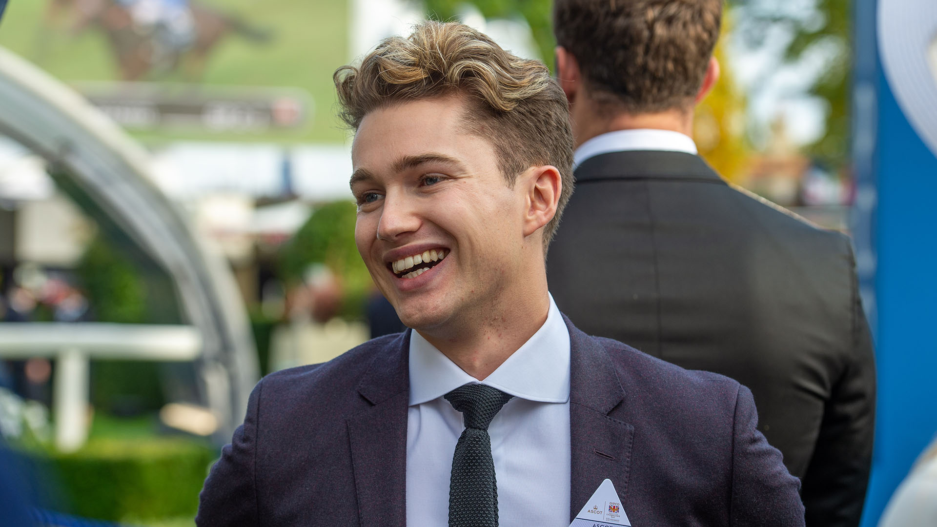 AJ Pritchard: Thick Curls With Taper Fade Cut | Man For Himself
