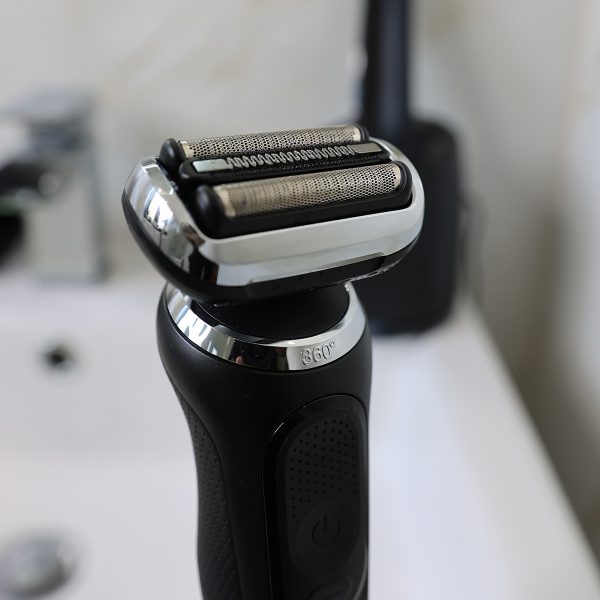 Braun Series 7, 70-N7200cc Electric Shaver, Noir