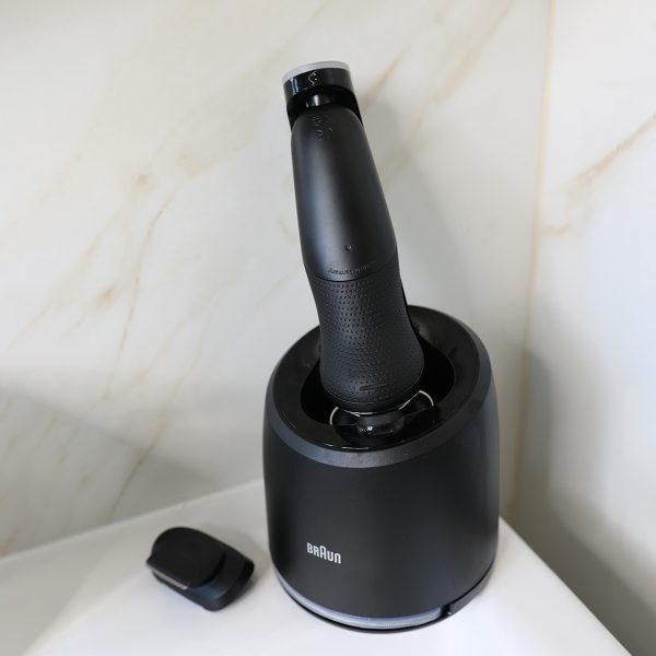 Braun Series 7 Shaver Review and How-to with Robin James 