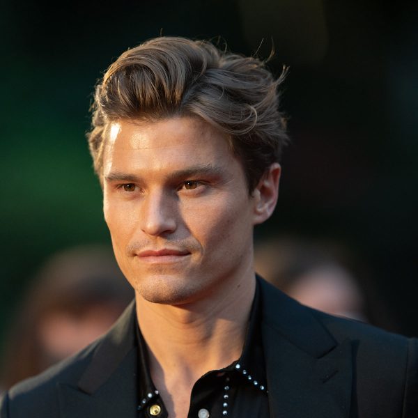 Top Men S Hairstyles For 22 Man For Himself