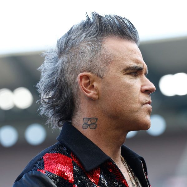 Robbie Williams: Mullet Mohawk With Quiff