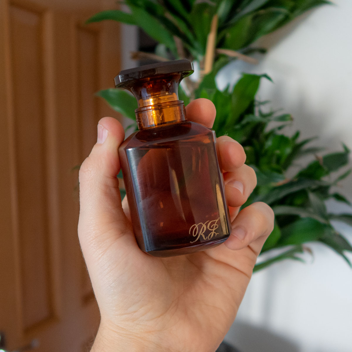 fenty-eau-de-parfum-fragrance-review-man-for-himself-3