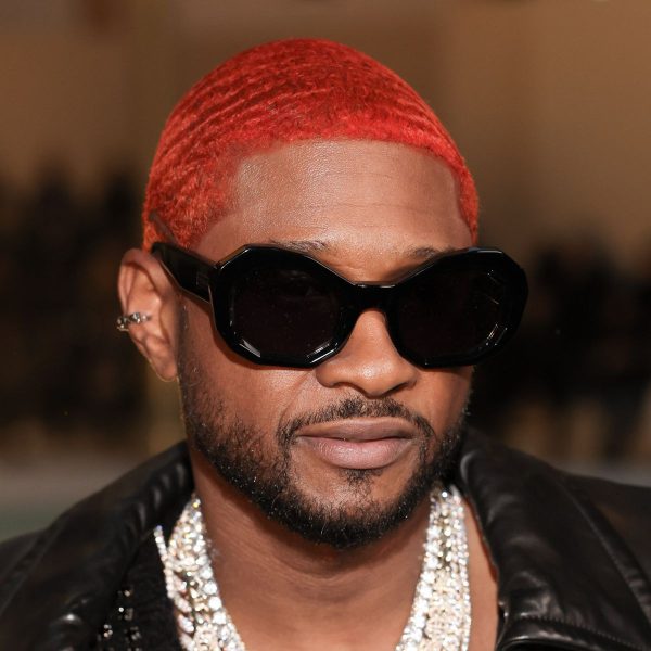 usher-bright-orange-dyed-afro-hair-with-360-waves-hairstyle-haircut-man-for-himself-ft.jpg