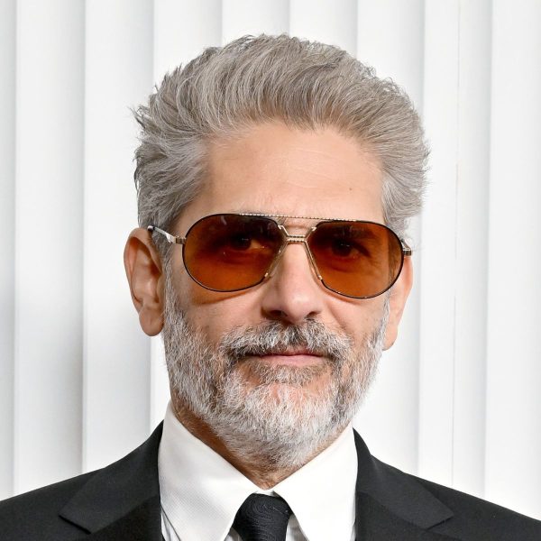 michael-imperioli-grey-quiff-hairstyle-haircut-man-for-himself-ft.jpg