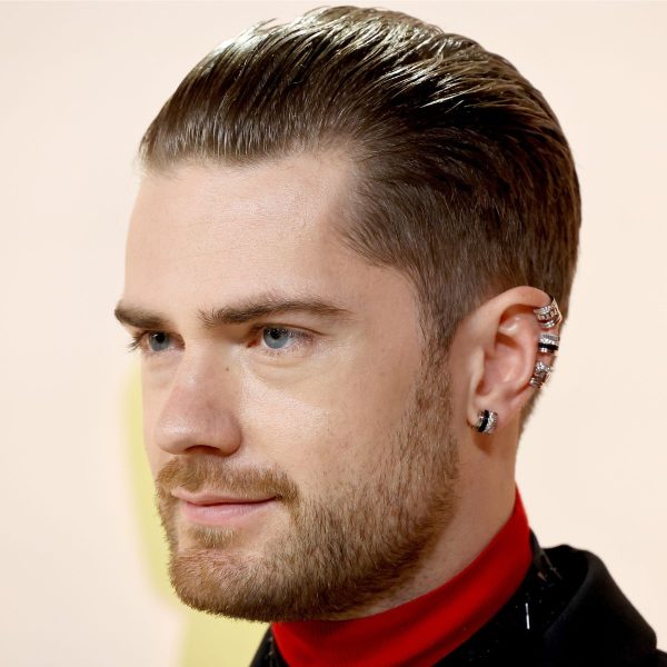 Slick Back Haircuts For Men - 8 Ways To Style Your Hair – Regal Gentleman