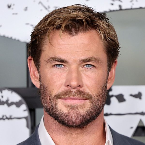 Chris Hemsworth: Textured Highlighted Hairstyle