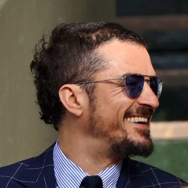 Orlando Bloom: Cropped Mini Mullet With Low Fade