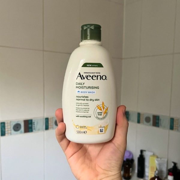 aveeno-daily-moisturising-body-wash-review-man-for-himself-ft.jpg