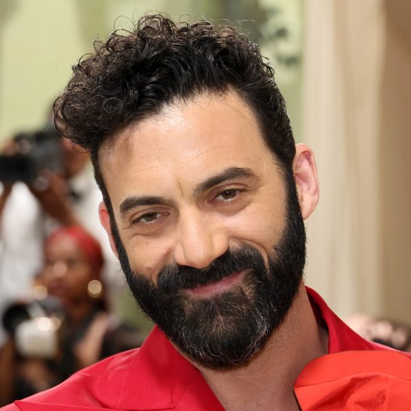 Morgan Spector: Curly Hairstyle With Tapered Sides And Full Beard